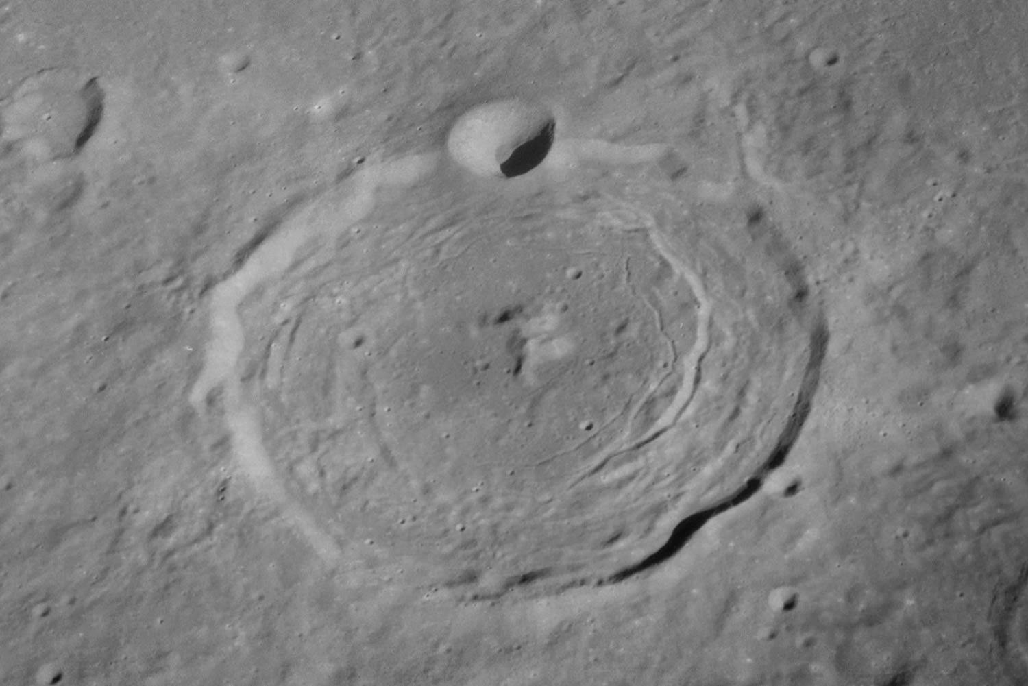 taruntius crater manen xWZjUBhURRTgKfDYPAD